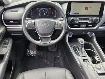 2025 Toyota GRAND HIGHLANDER XLE