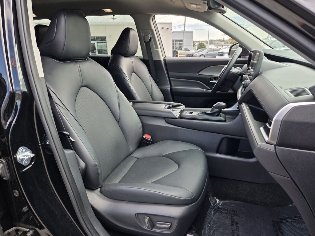 2025 Toyota GRAND HIGHLANDER Platinum