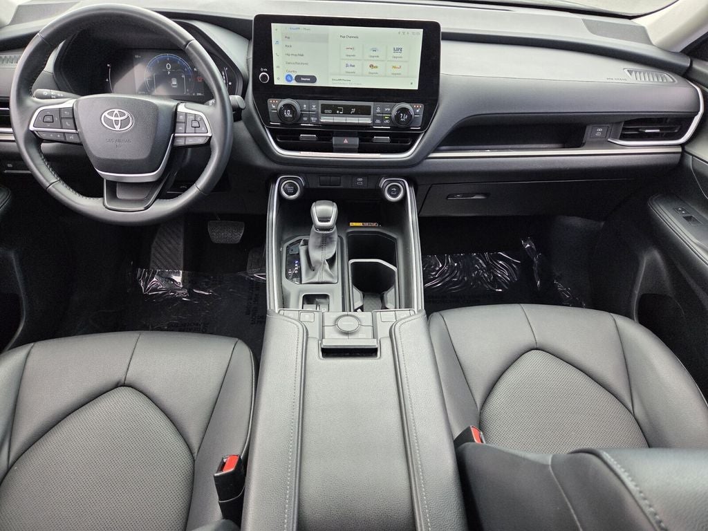 2025 Toyota GRAND HIGHLANDER Platinum