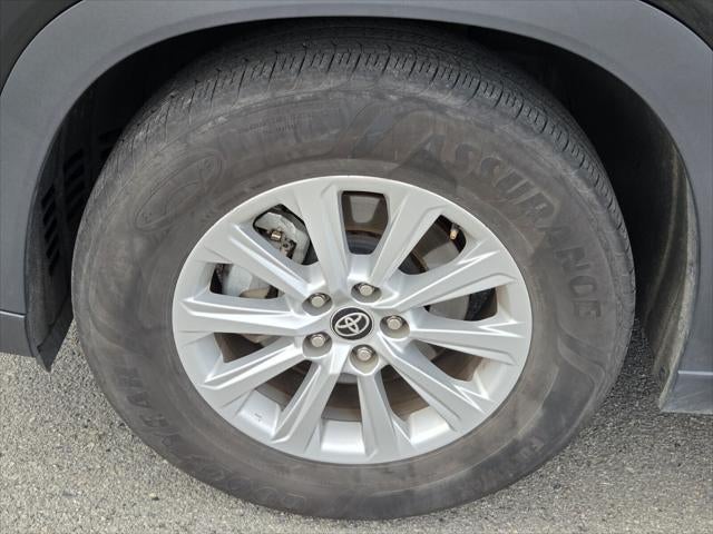 2025 Toyota GRAND HIGHLANDER Platinum