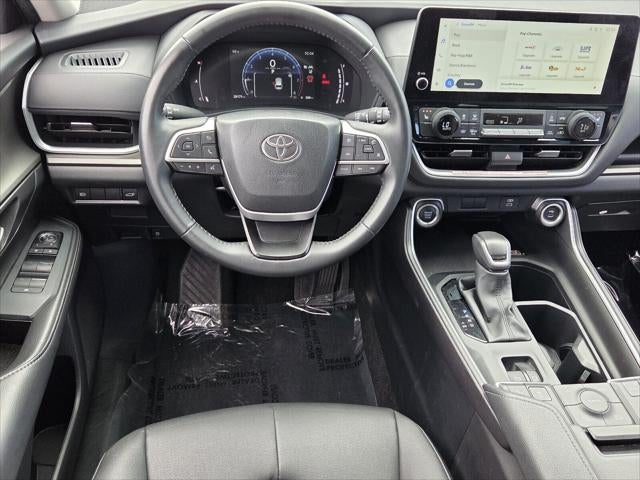 2025 Toyota GRAND HIGHLANDER Platinum