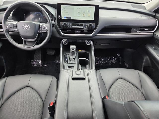 2025 Toyota GRAND HIGHLANDER Platinum