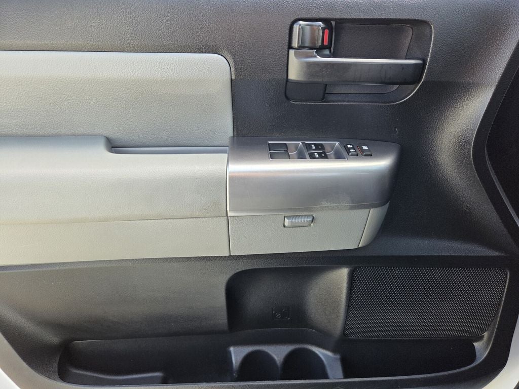 2020 Toyota SEQUOIA 4X4 SR5