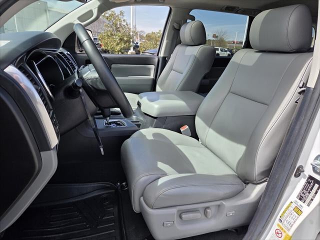 2020 Toyota SEQUOIA 4X4 SR5