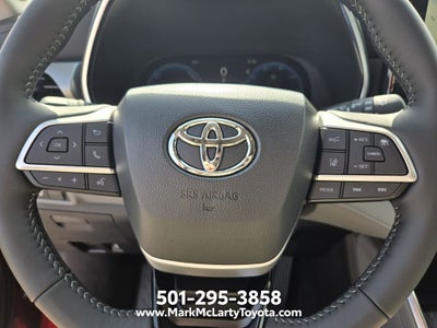 2026 Toyota Highlander Hybrid Platinum