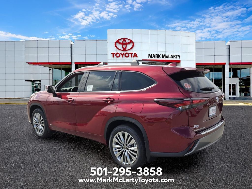 2026 Toyota Highlander Hybrid Platinum