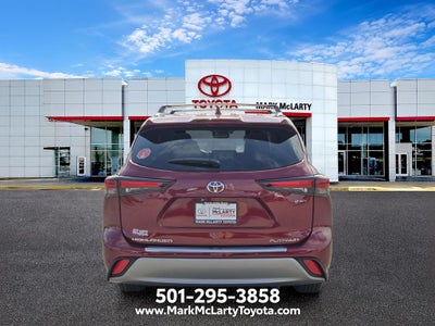 2026 Toyota Highlander Hybrid Platinum
