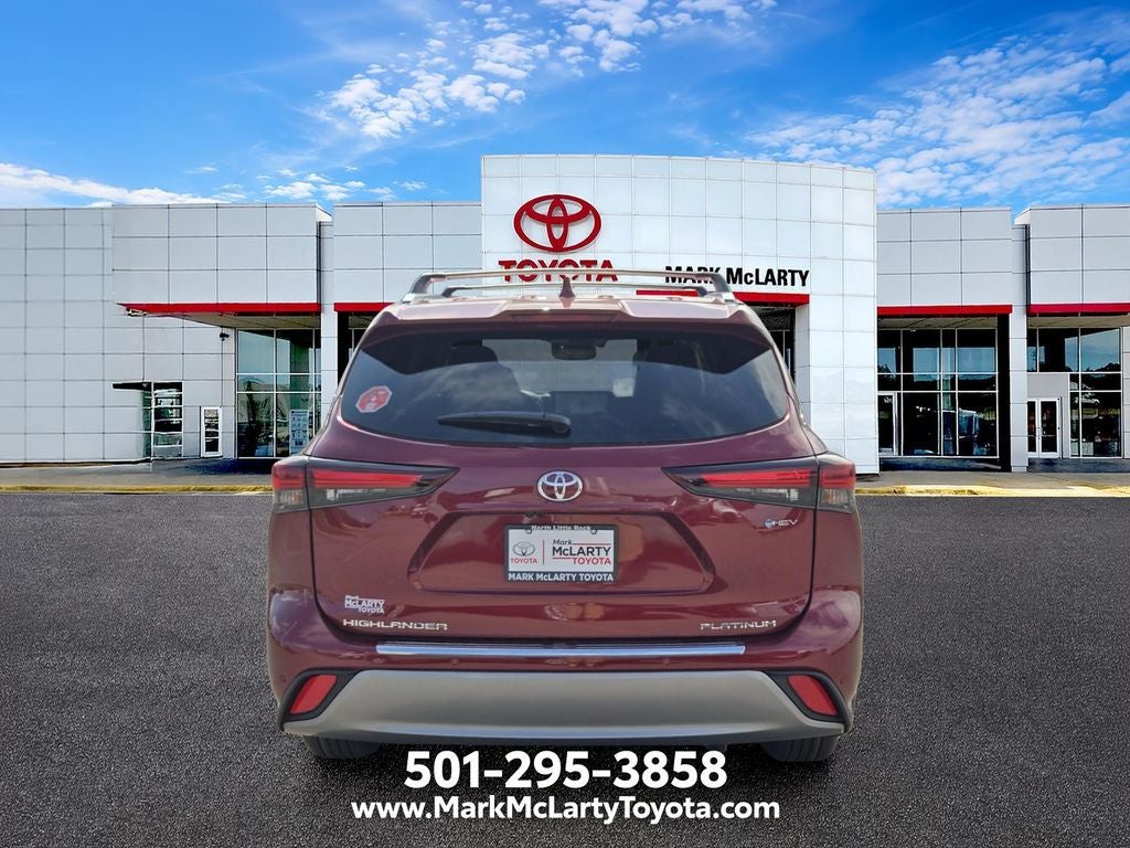 2026 Toyota Highlander Hybrid Platinum