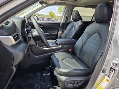 2022 Toyota HIGHLANDER HYBRD XLE