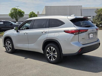2022 Toyota HIGHLANDER HYBRD XLE
