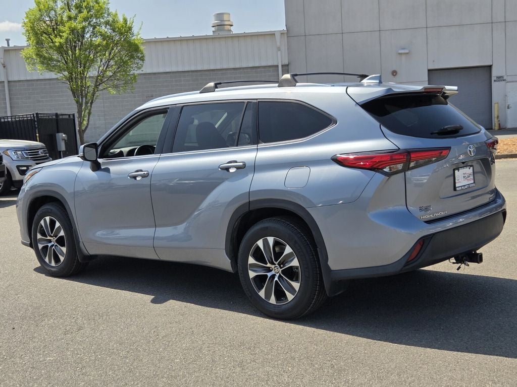 2020 Toyota HIGHLANDER XLE