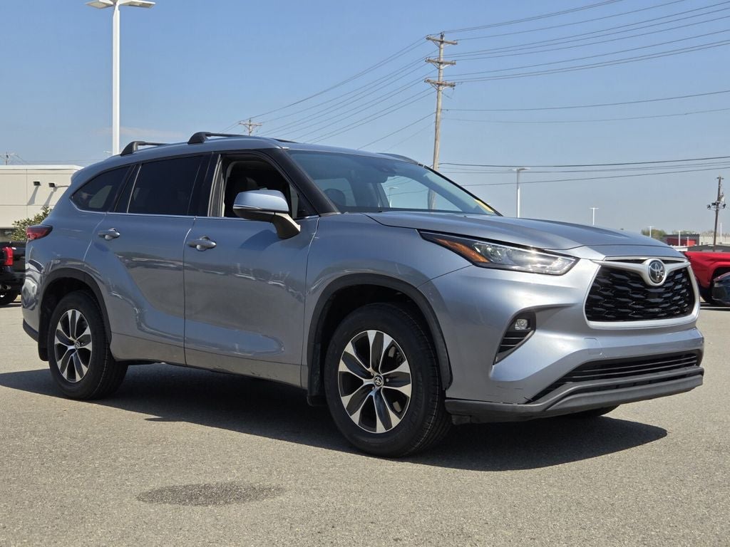 2020 Toyota HIGHLANDER XLE