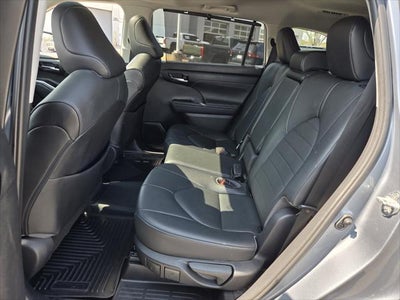 2020 Toyota HIGHLANDER XLE