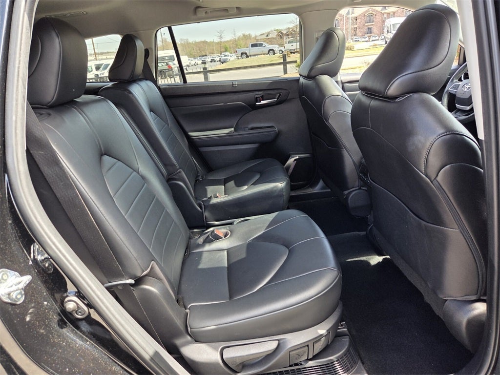 2023 Toyota HIGHLANDER HYBRD XLE