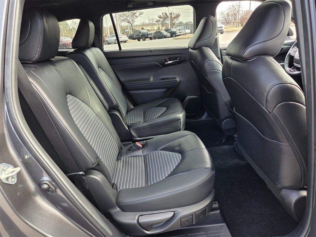 2024 Toyota HIGHLANDER XSE