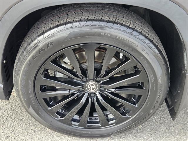 2024 Toyota HIGHLANDER XSE