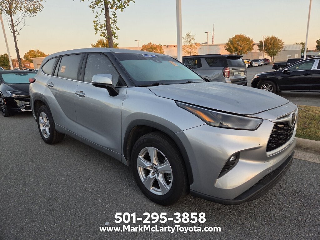 2023 Toyota Highlander LE