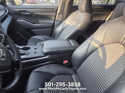 2024 Toyota Highlander XSE
