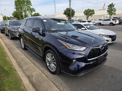 2023 Toyota Highlander Platinum