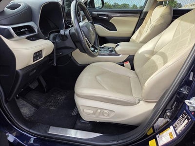 2023 Toyota HIGHLANDER Platinum