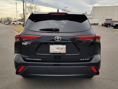 2024 Toyota HIGHLANDER XLE