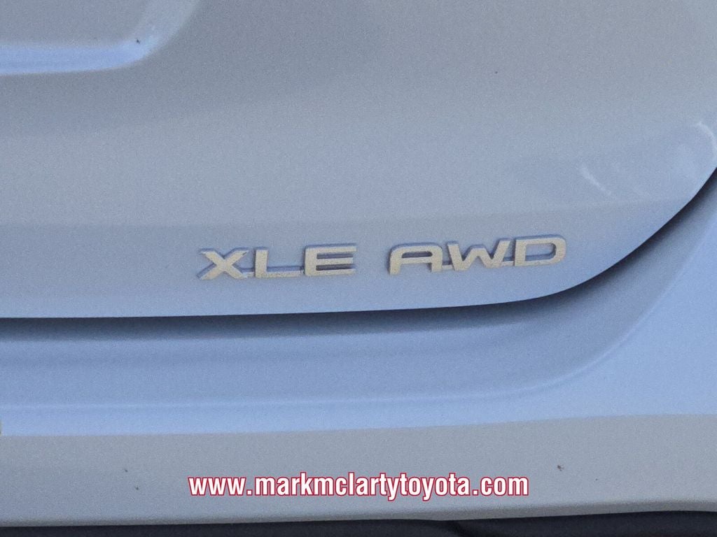 2026 Toyota Highlander XLE