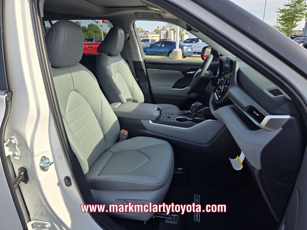 2026 Toyota Highlander XLE