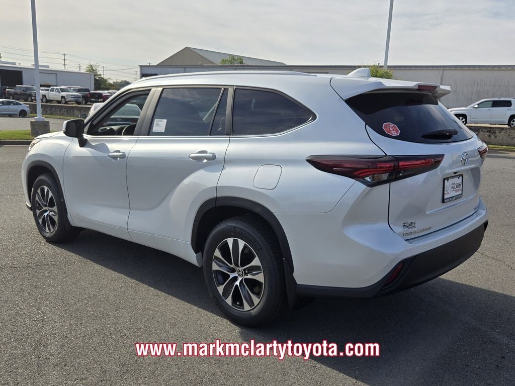 2026 Toyota Highlander XLE