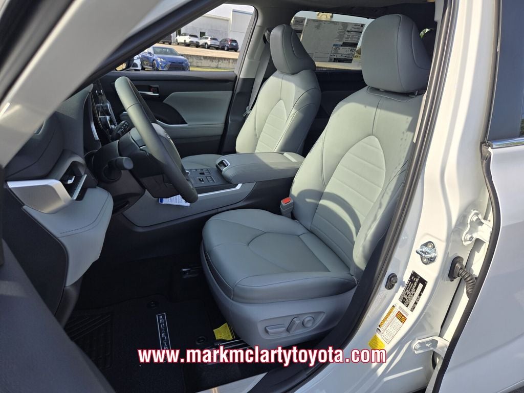 2026 Toyota Highlander XLE