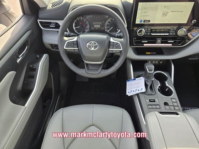 2026 Toyota Highlander XLE
