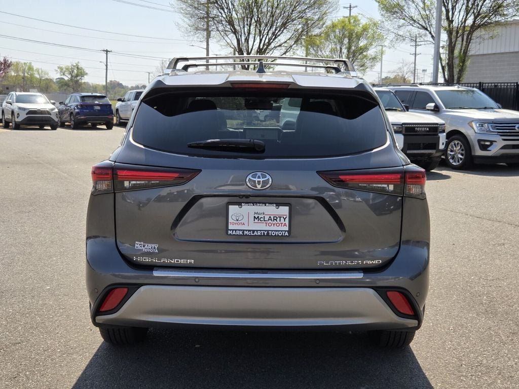 2024 Toyota HIGHLANDER Platinum