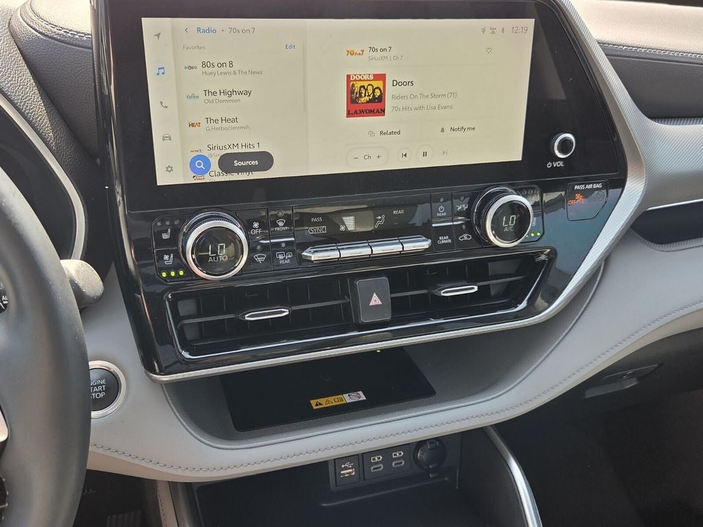 2024 Toyota HIGHLANDER Platinum