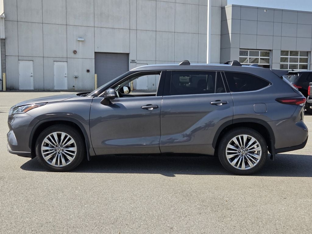 2024 Toyota HIGHLANDER Platinum