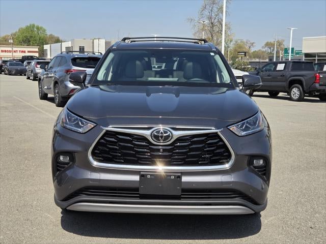 2024 Toyota HIGHLANDER Platinum