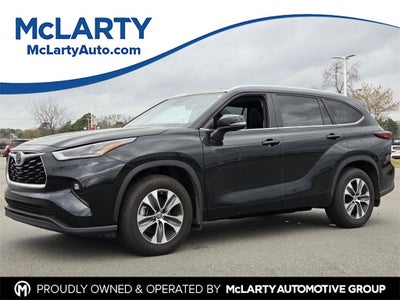 2025 Toyota HIGHLANDER XLE