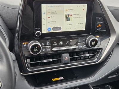 2025 Toyota HIGHLANDER XLE