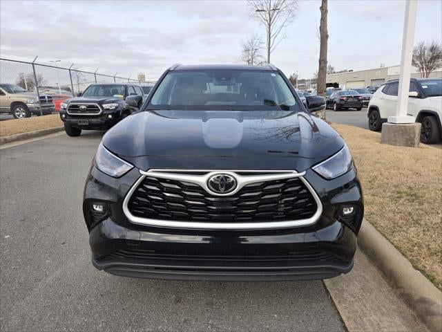 2025 Toyota HIGHLANDER XLE