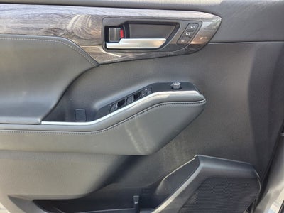 2026 Toyota HIGHLANDER Limited