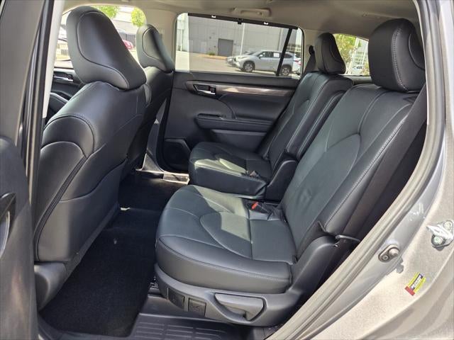 2026 Toyota HIGHLANDER Limited