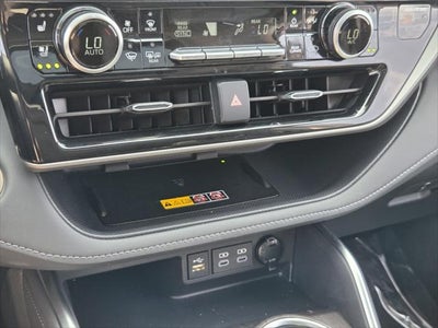 2026 Toyota HIGHLANDER Limited