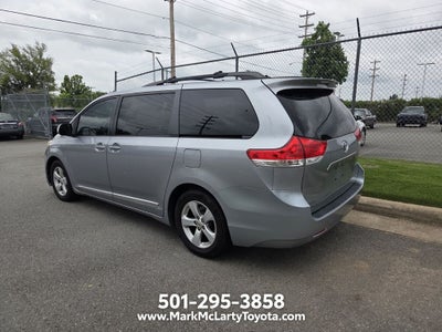 2013 Toyota SIENNA LE 3.5L LE 8 Passenger