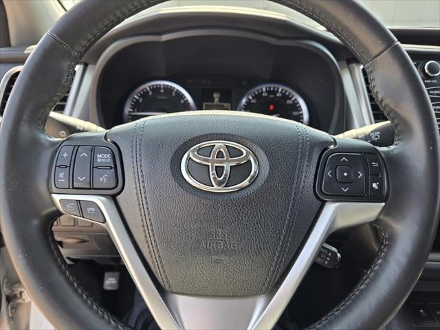 2015 Toyota HIGHLANDER XLE V6