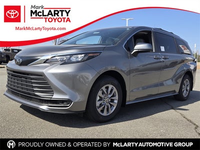 2026 Toyota Sienna LE