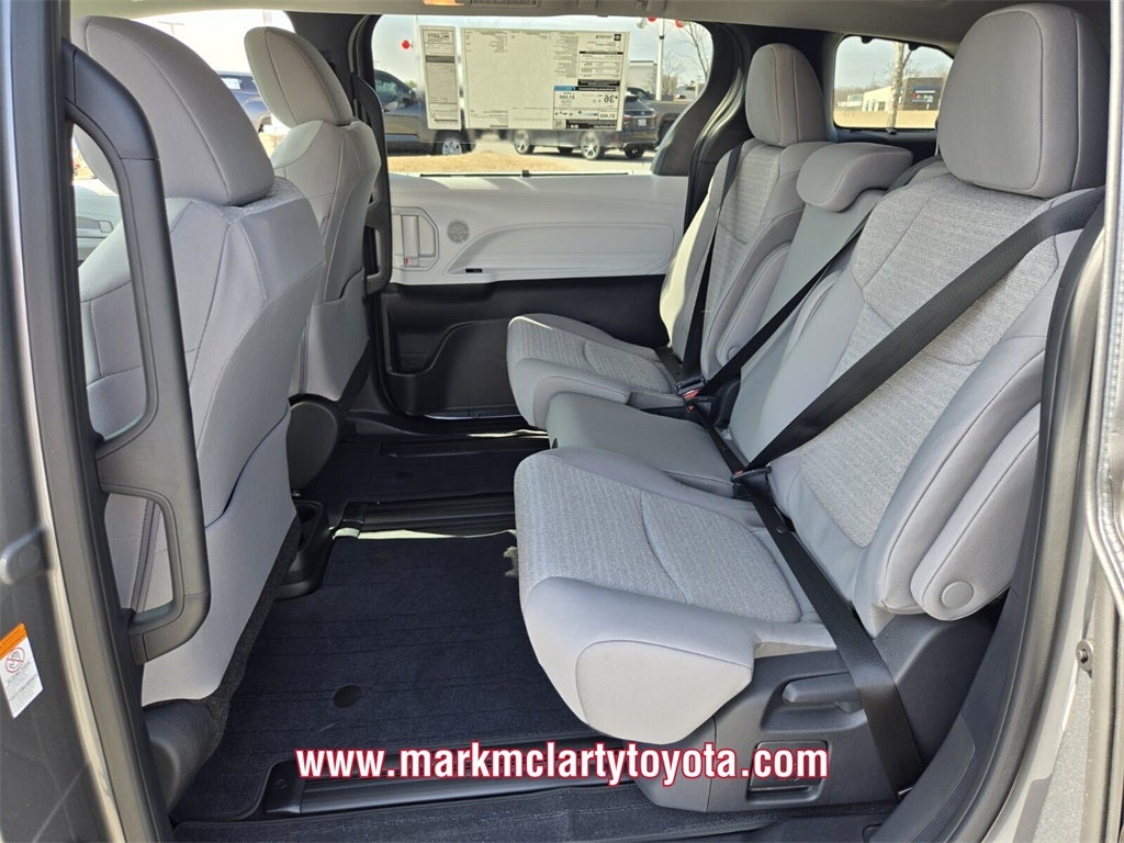 2026 Toyota Sienna LE