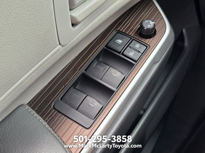 2021 Toyota Sienna LE 8 Passenger