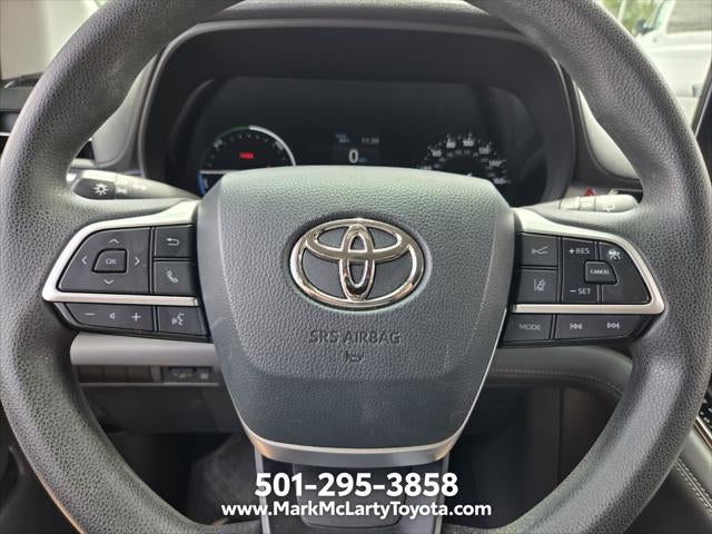 2021 Toyota Sienna LE 8 Passenger