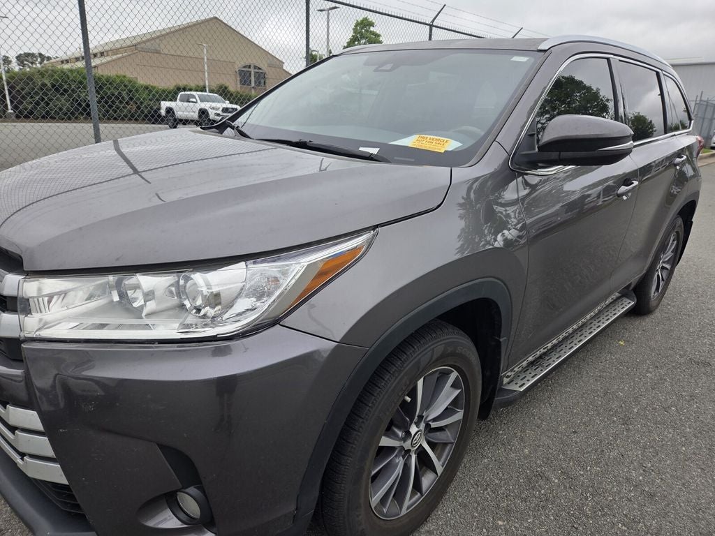2018 Toyota HIGHLANDER XLE