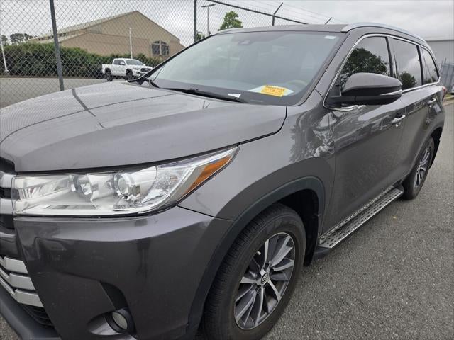 2018 Toyota HIGHLANDER XLE