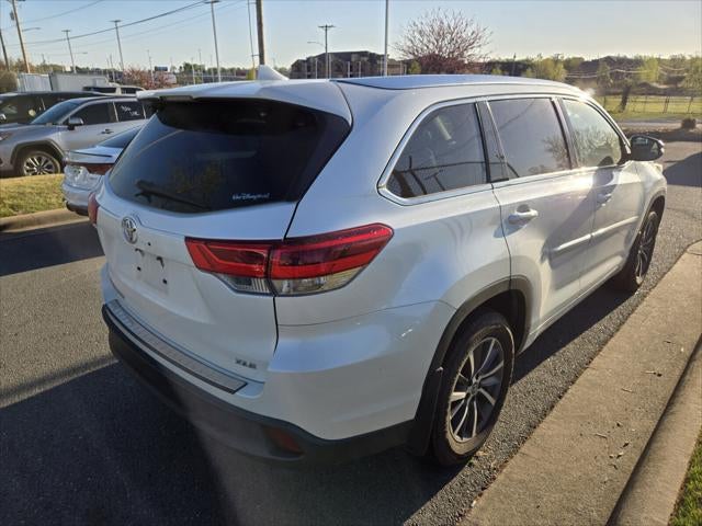 2018 Toyota HIGHLANDER XLE