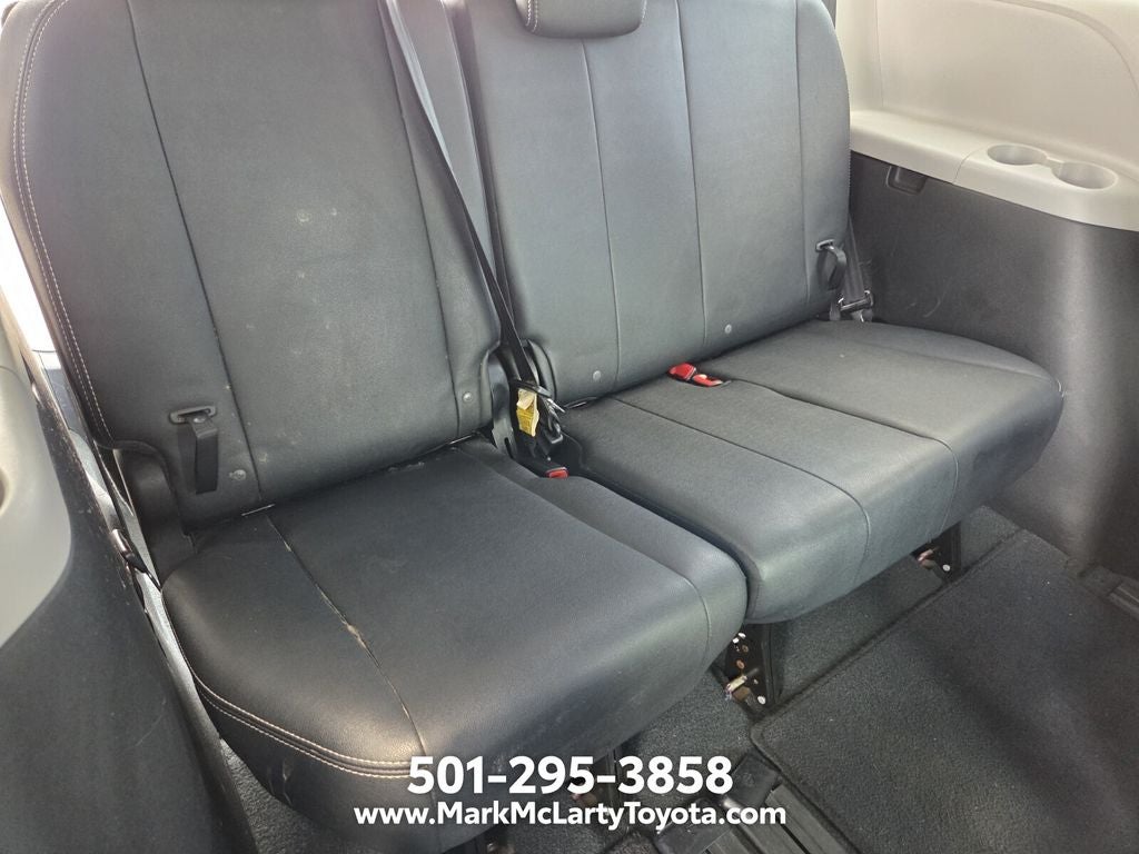 2019 Toyota Sienna SE 8 Passenger